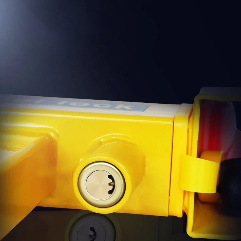 LockalLyx heavy-duty wheel clamp for cars, trailers, and RVs